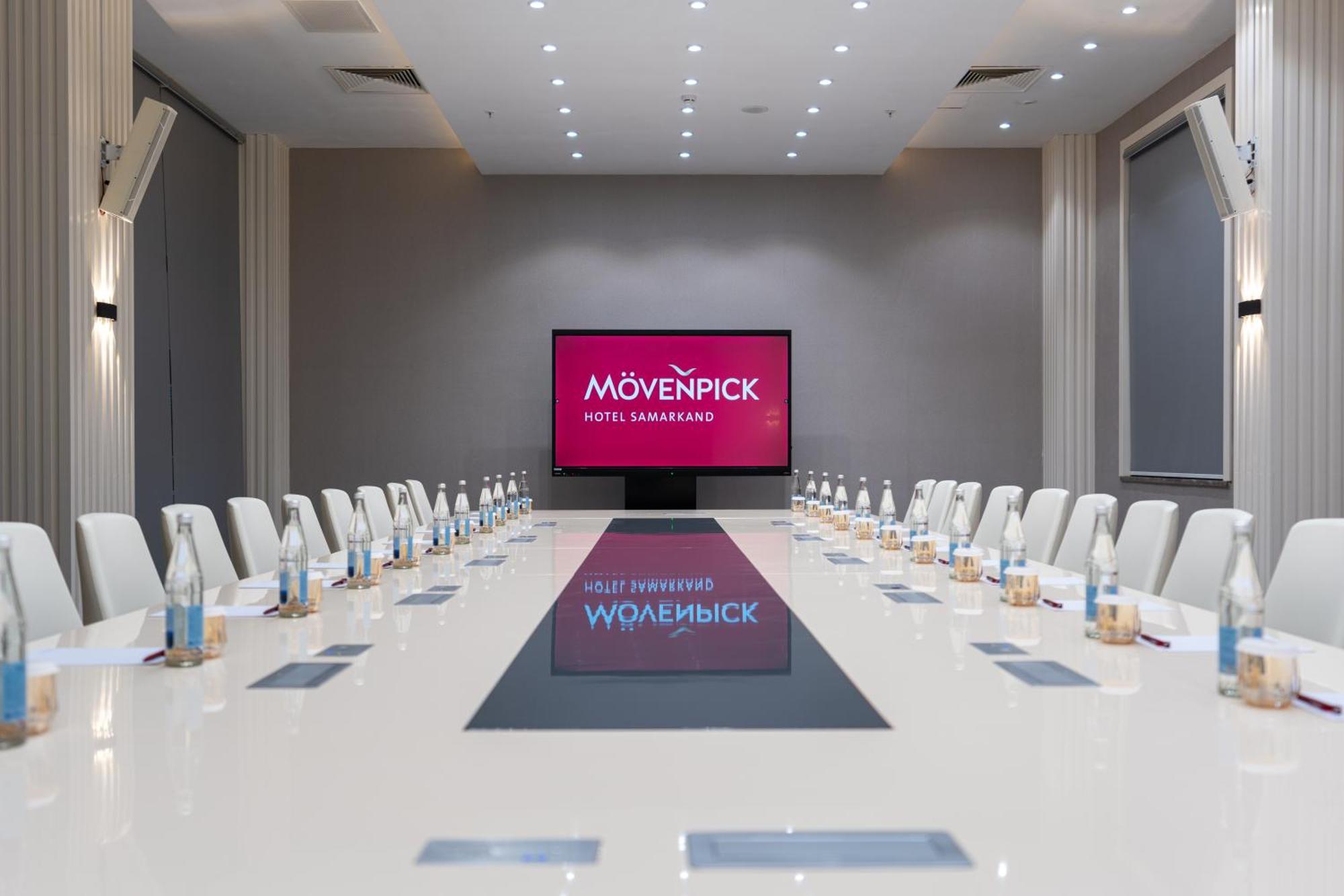 Moevenpick 撒马尔罕 外观 照片